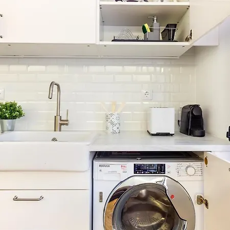 City Center Cozy 1-bedroom * ליסבון